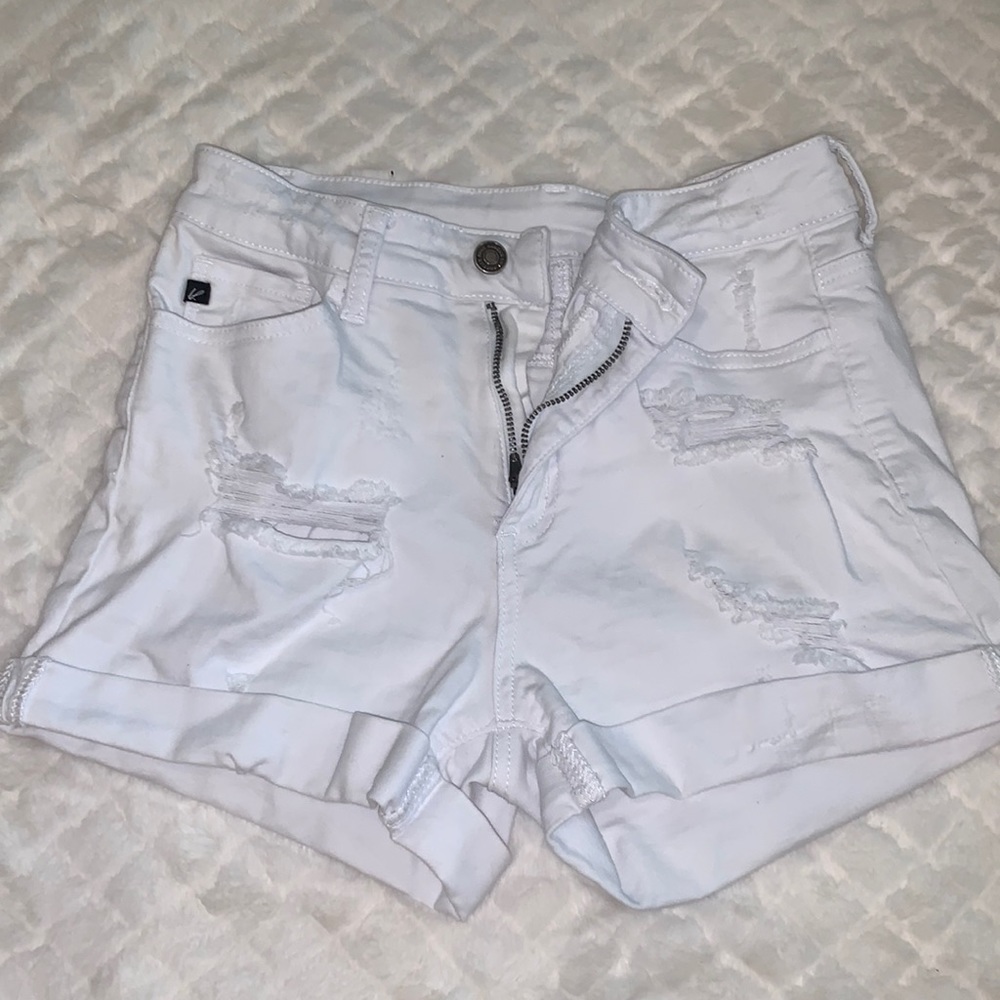 Kancan white jean shorts